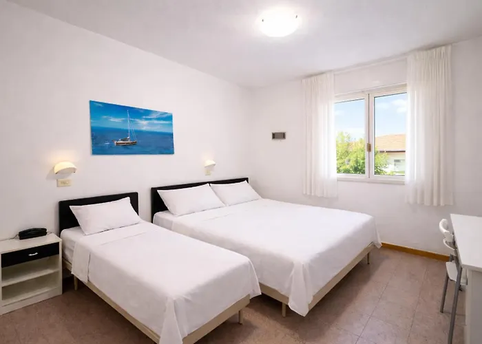 Hotel Sasselli Dipendenza Zamagna 3*