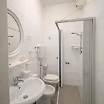 Sasselli Dipendenza Zamagna מלון