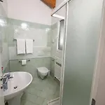 Sasselli Dipendenza Zamagna 3*