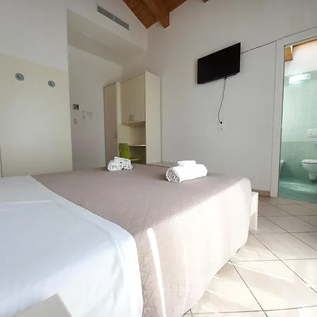 Hotel Sasselli 3*