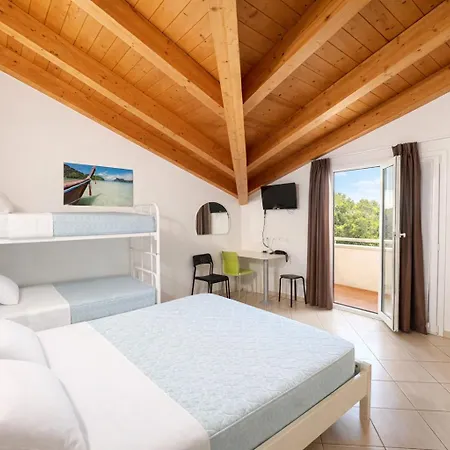 Sasselli Dipendenza Zamagna 3*