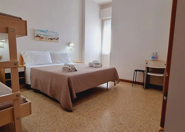 Hotel Sasselli Dipendenza Zamagna 3*