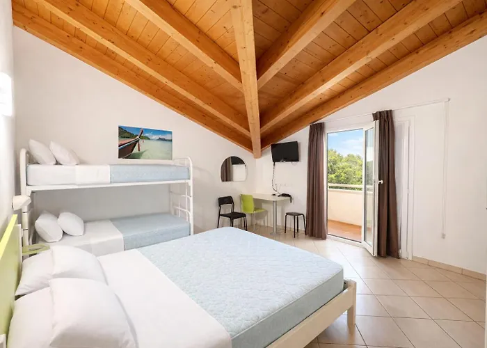 Sasselli Dipendenza Zamagna 3*